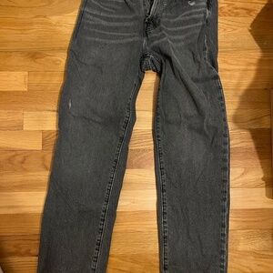 Mens Abercrombie medium washed loose fit jeans.